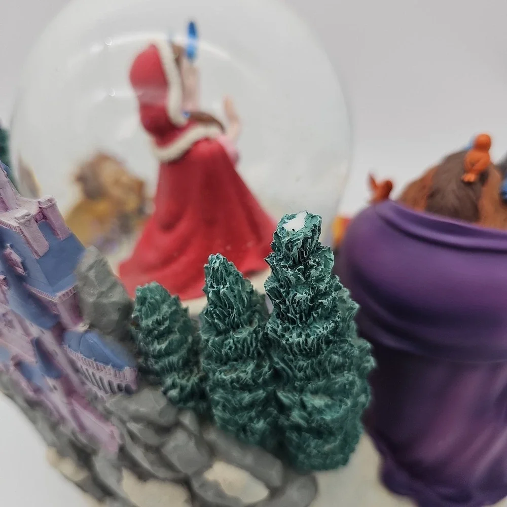 Disney Beauty and the Beast Snow Globe Something There Musical Bird Feeding READ